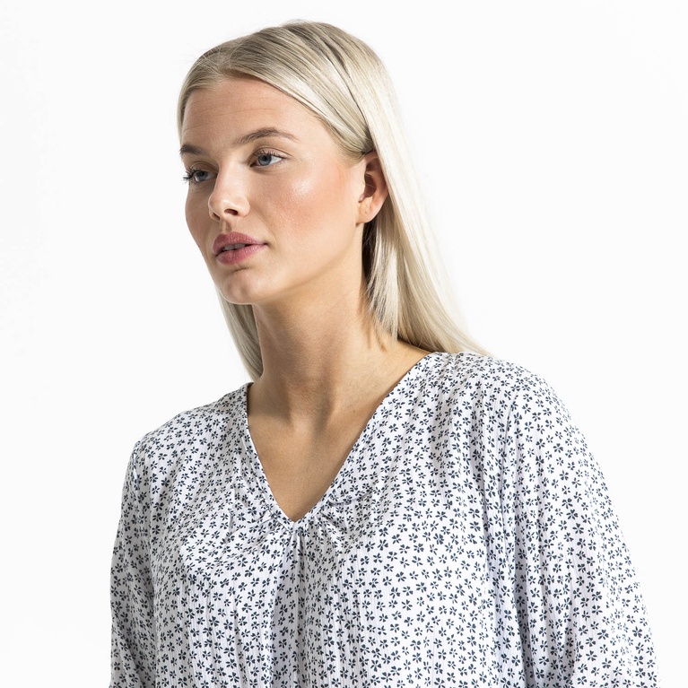 Blus "Flory" Blus "Flory"